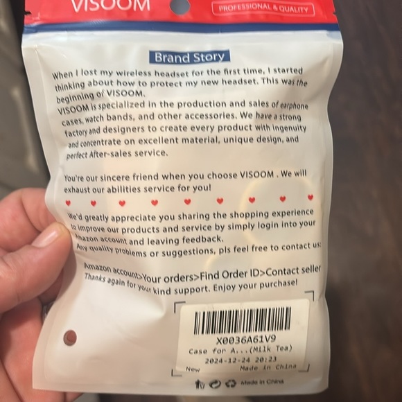 VISOOM AIR PODS 3RD GENERATION CHARGING CASE COVER WITH ACCESSORY - Picture 10 of 12